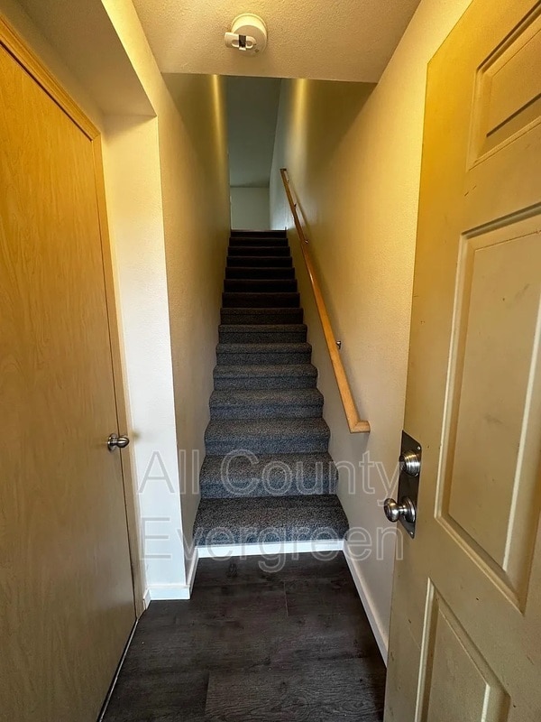 Building Photo - 3110 S 43rd St