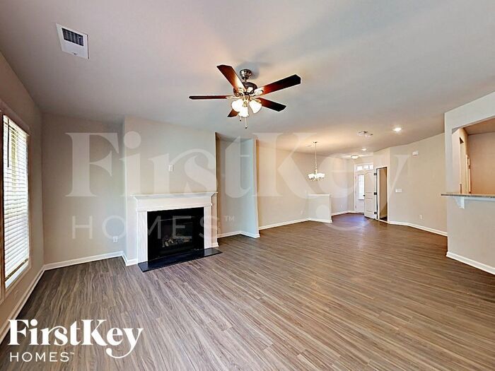 Building Photo - 3196 Baylor Cir