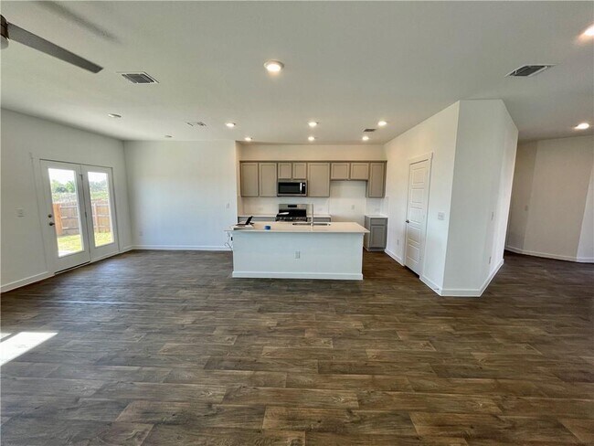 Building Photo - 13505 Baileyfield Dr