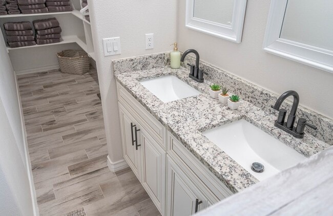 Building Photo - 3611 El Cajon Ave