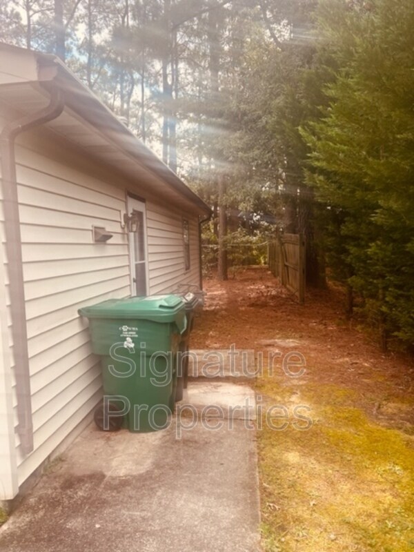 Building Photo - 2529A Pin Oak Ct