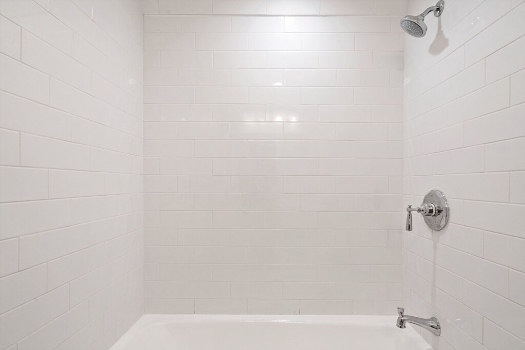 Building Photo - 125 Fulton St