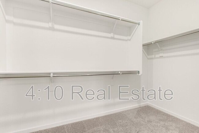 Building Photo - 35405 W Catalan St