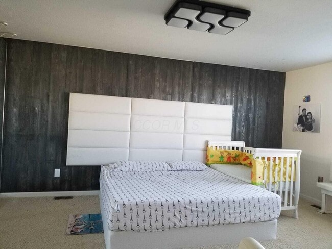 Building Photo - 336 Braxton St