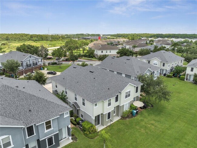 Building Photo - 6408 S Goldenrod Rd