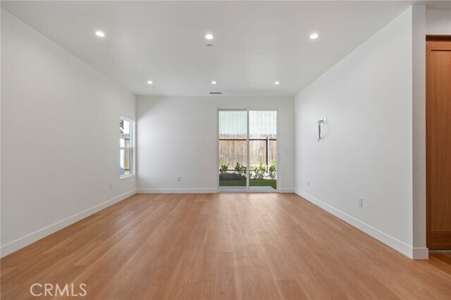 Building Photo - 21826 Cohasset St