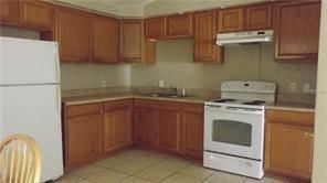 Building Photo - 703 Osceola Dr