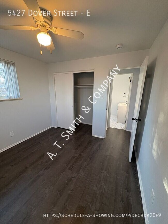 Building Photo - 5427 Dover St