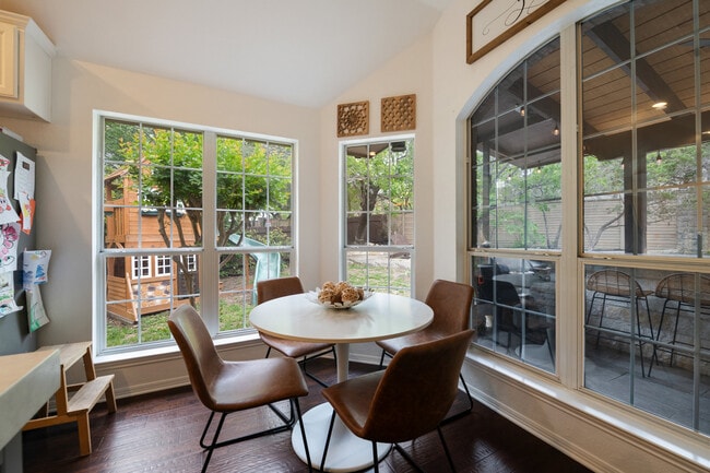 Building Photo - 5401 Ketch Ct