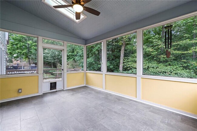 Building Photo - 3740 Ashford Point