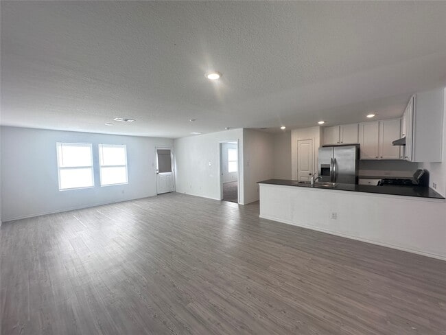 Building Photo - 2722 Winterfell St