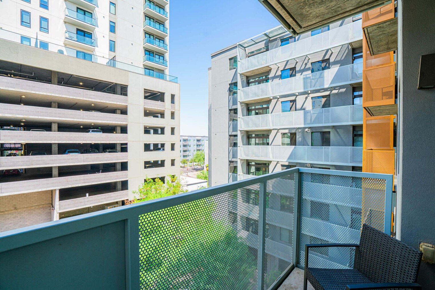 Building Photo - 888 N 4th St