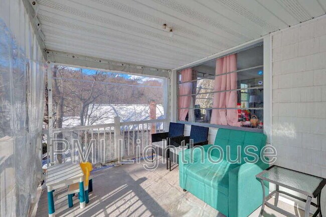 Building Photo - 117 Upton Dr