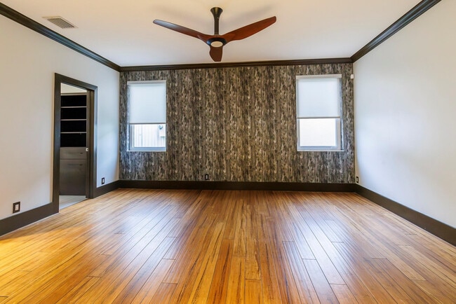 Building Photo - 4080 Lansing Ave