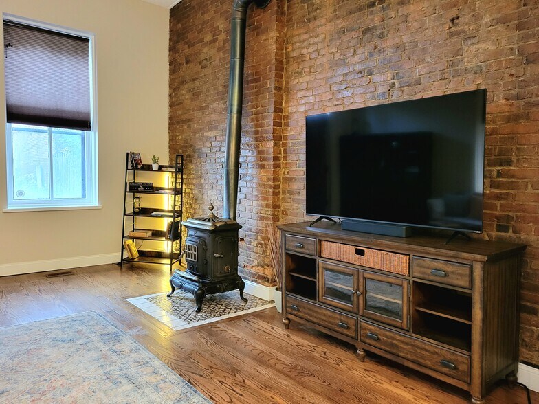 Building Photo - 1808 Lafayette Ave