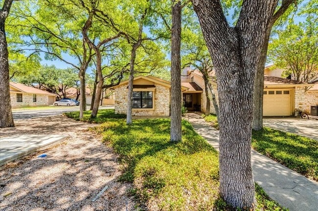 Building Photo - 8518 Fathom Cir