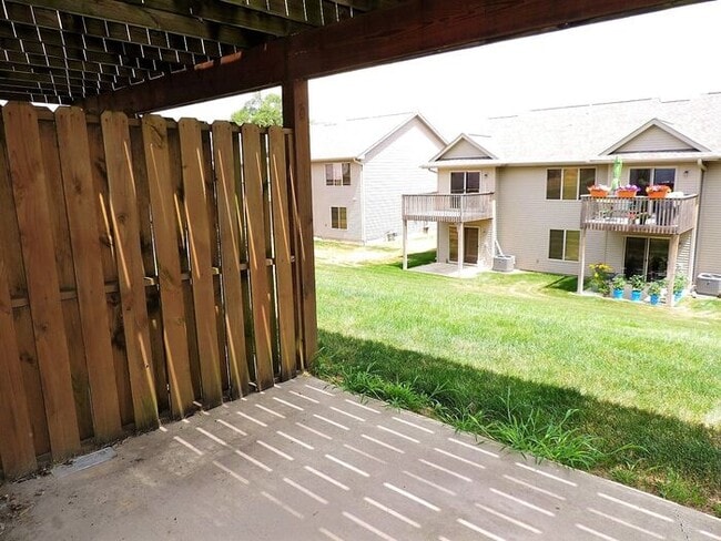 Building Photo - $1,250 | 2 Bedroom, 1 Bathroom Condo | Pet Friendly* | Available for an August 7th, 2026 Move In!