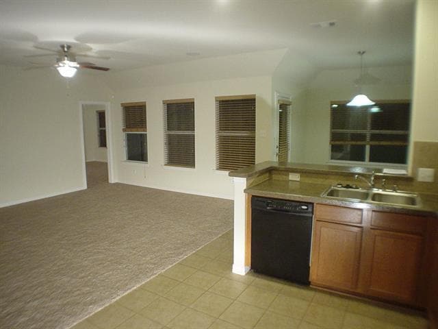 Building Photo - 209 Bird Creek Dr