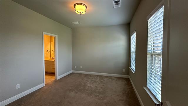Building Photo - 8533 Pine Valley Dr
