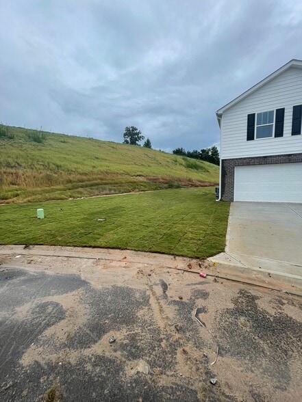 Building Photo - 103 Mable Leaf Ln