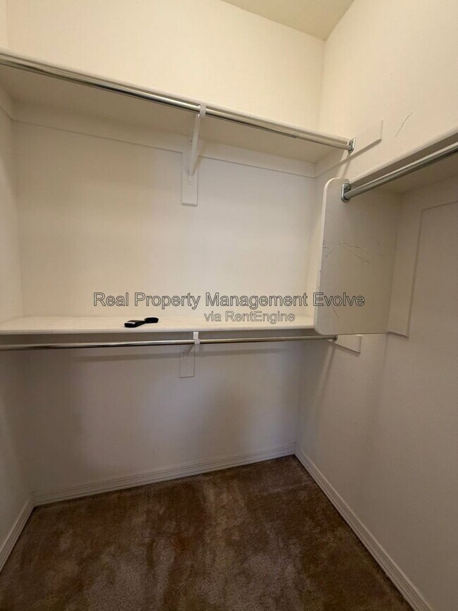 Building Photo - 5731 W Encinas Ln