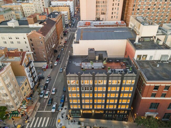 Building Photo - 693 Sutter St