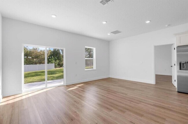 Building Photo - 4411 SW 172nd Street Rd