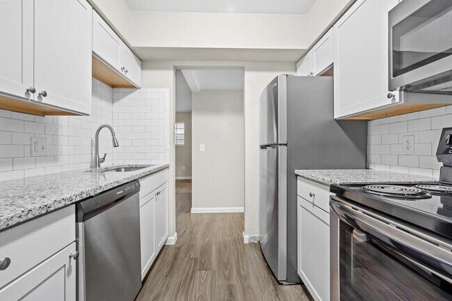 Building Photo - 2134 Stirrup Ln