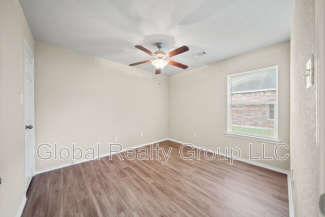 Building Photo - 3113 Muntjac