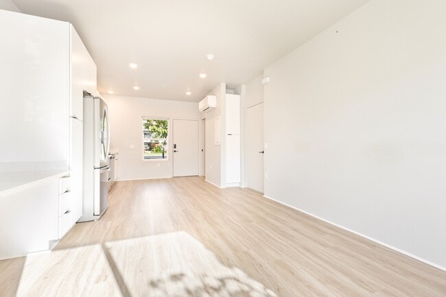 Building Photo - 91-3575-3575 Kamolehonua St