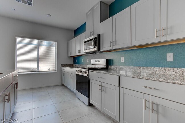 Building Photo - 10944 Meridian Flds Ave