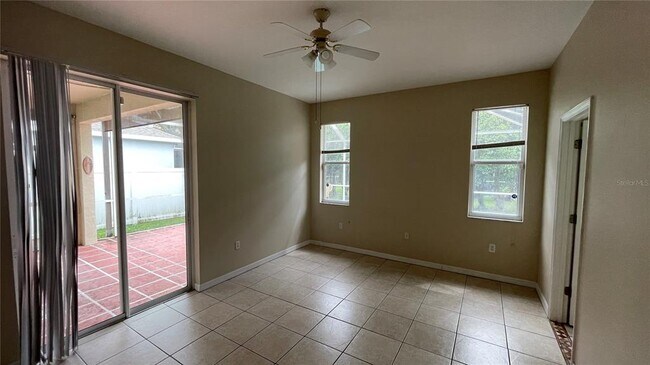 Building Photo - 6214 White Clover Cir