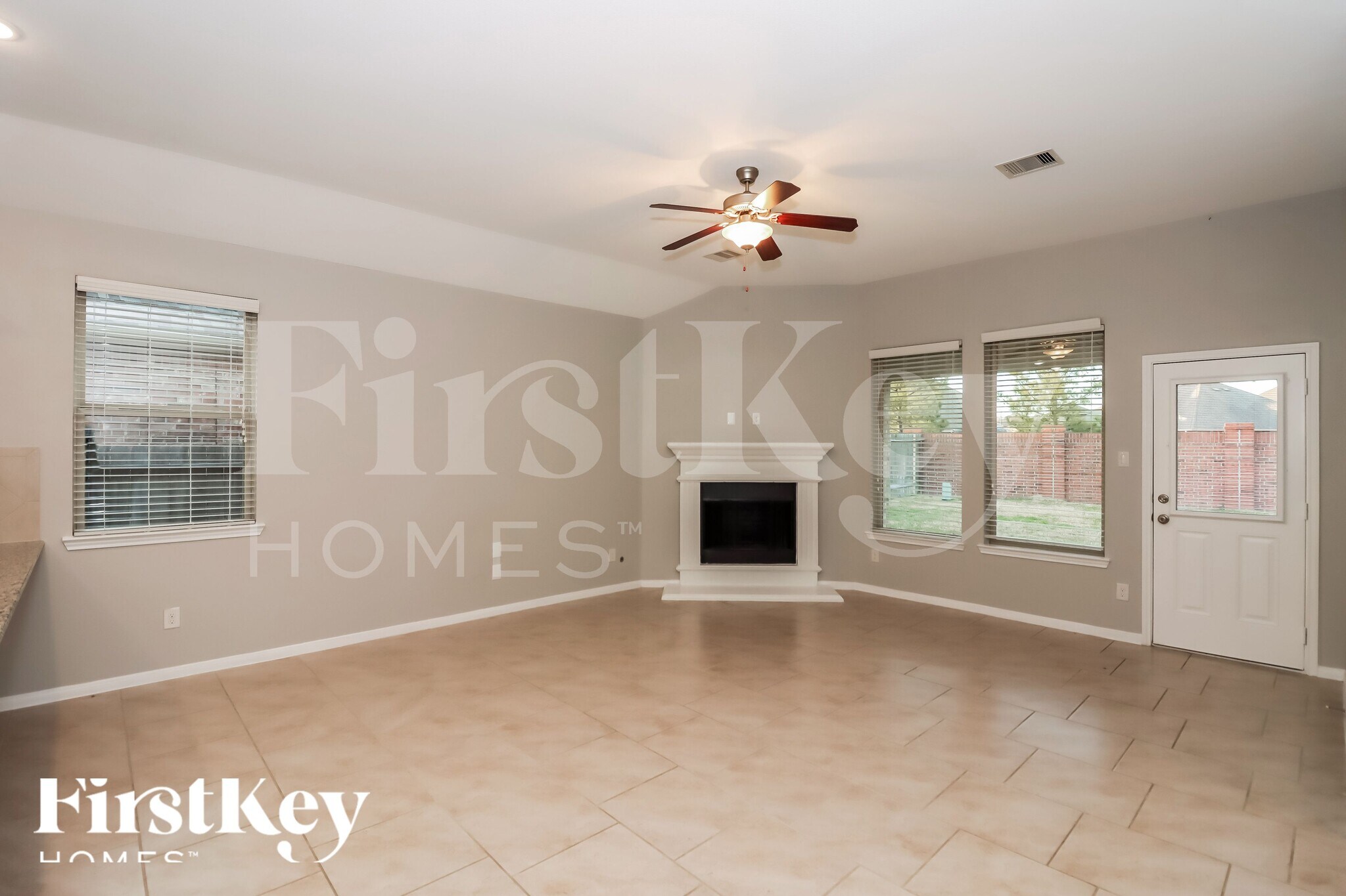 Building Photo - 5518 Glenfield Spring Ln