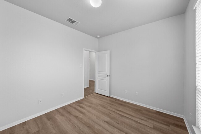 Building Photo - 519 Wyndham Hill Pkwy