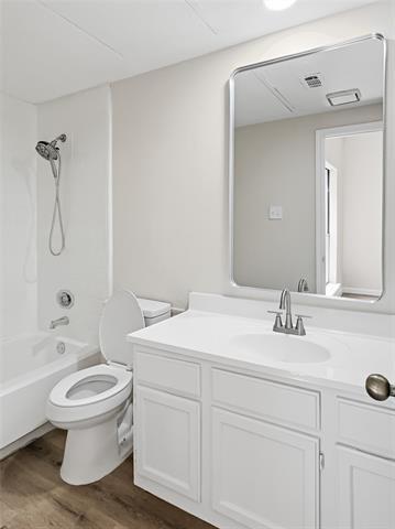 Building Photo - 7126 Holly Hill Dr