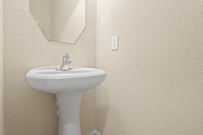 Building Photo - 6034 Preserve Ln