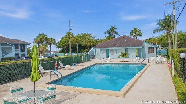 Building Photo - 950 S Kanner Hwy