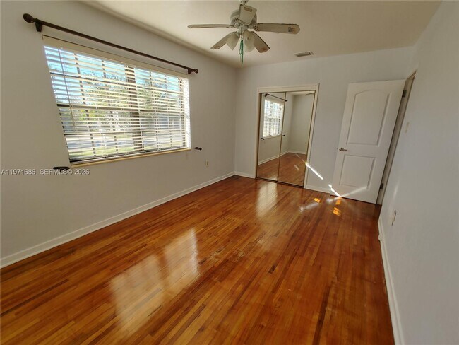 Building Photo - 14901 NW 9th Ct