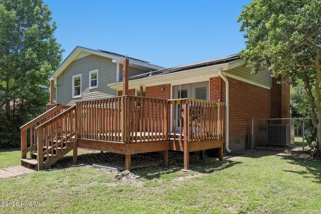 Building Photo - 109 Stillbrook Ct
