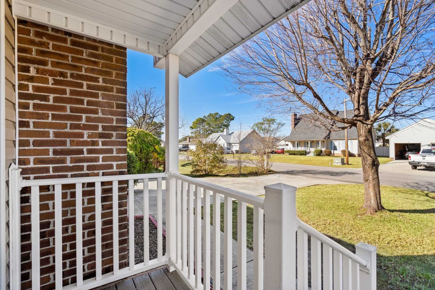 Building Photo - 505 Plantation Dr