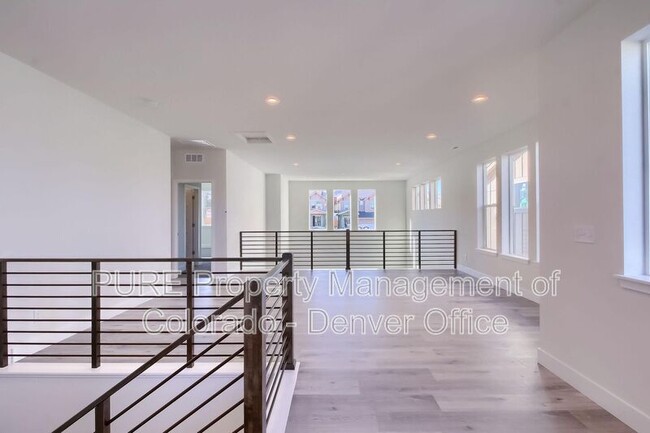 Building Photo - 1057 Torrey St