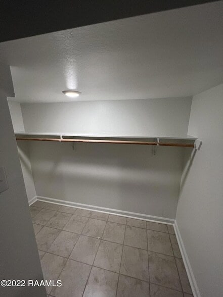 Building Photo - 213 Garden Oaks Ave