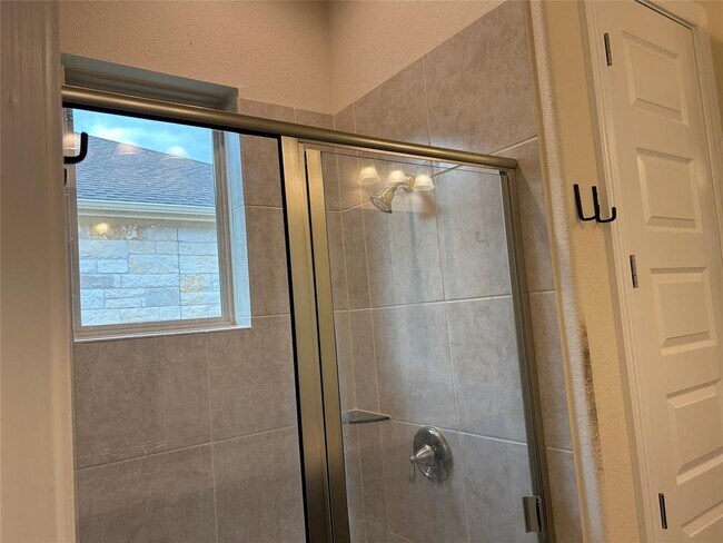 Building Photo - 3750 E Palm Valley Blvd