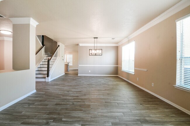 Building Photo - 5410 Linden Grove Ct