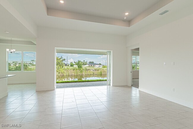 Building Photo - 420 NW 18th Pl