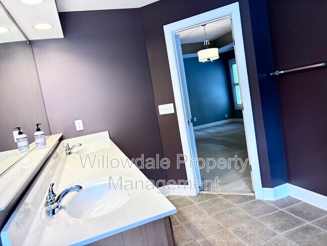 Building Photo - 30102 Baxter