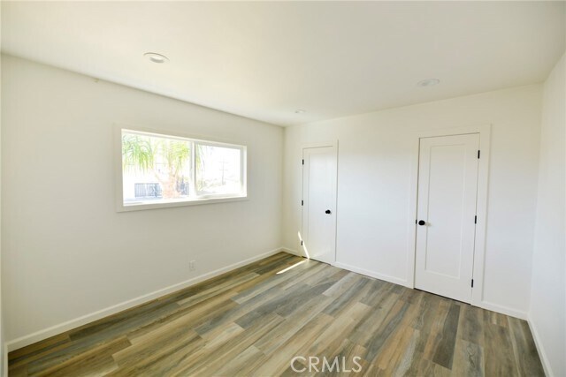 Building Photo - 262 Avenida Victoria