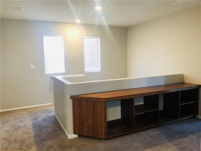 Building Photo - 7108 Adrian Peak St