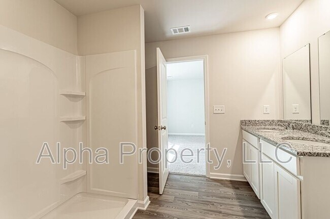 Building Photo - 4107 Garrison Ln