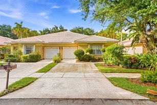 Building Photo - 2513 Coral Trace Pl